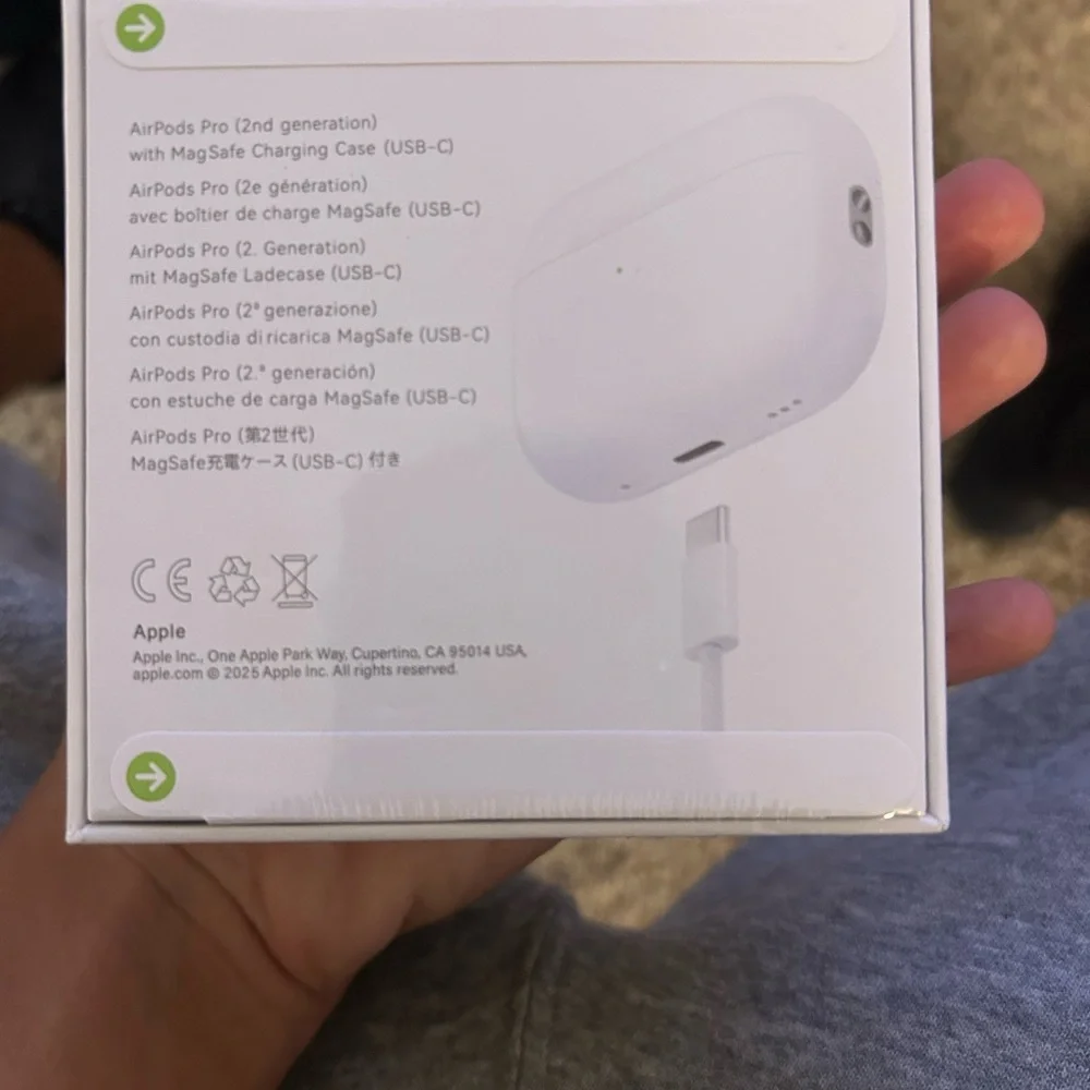 Apple AirPods Pro 2nd Gen with MagSafe Case